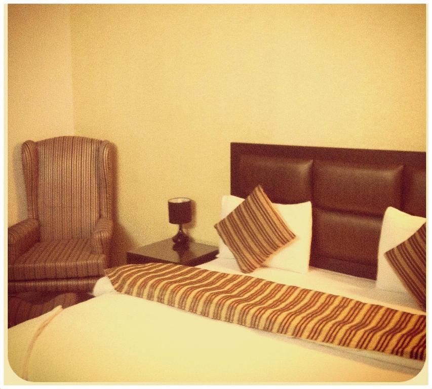 Hotel PK Residency Noida Exterior foto